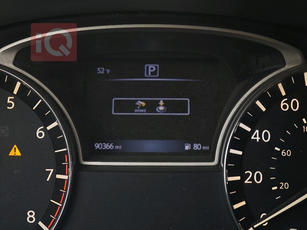 نيسان ألتيما